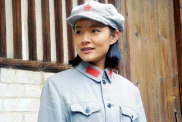 葬礼规格难下决定邓公得知后亲板开元棋牌1984年贺子珍离世(图1)